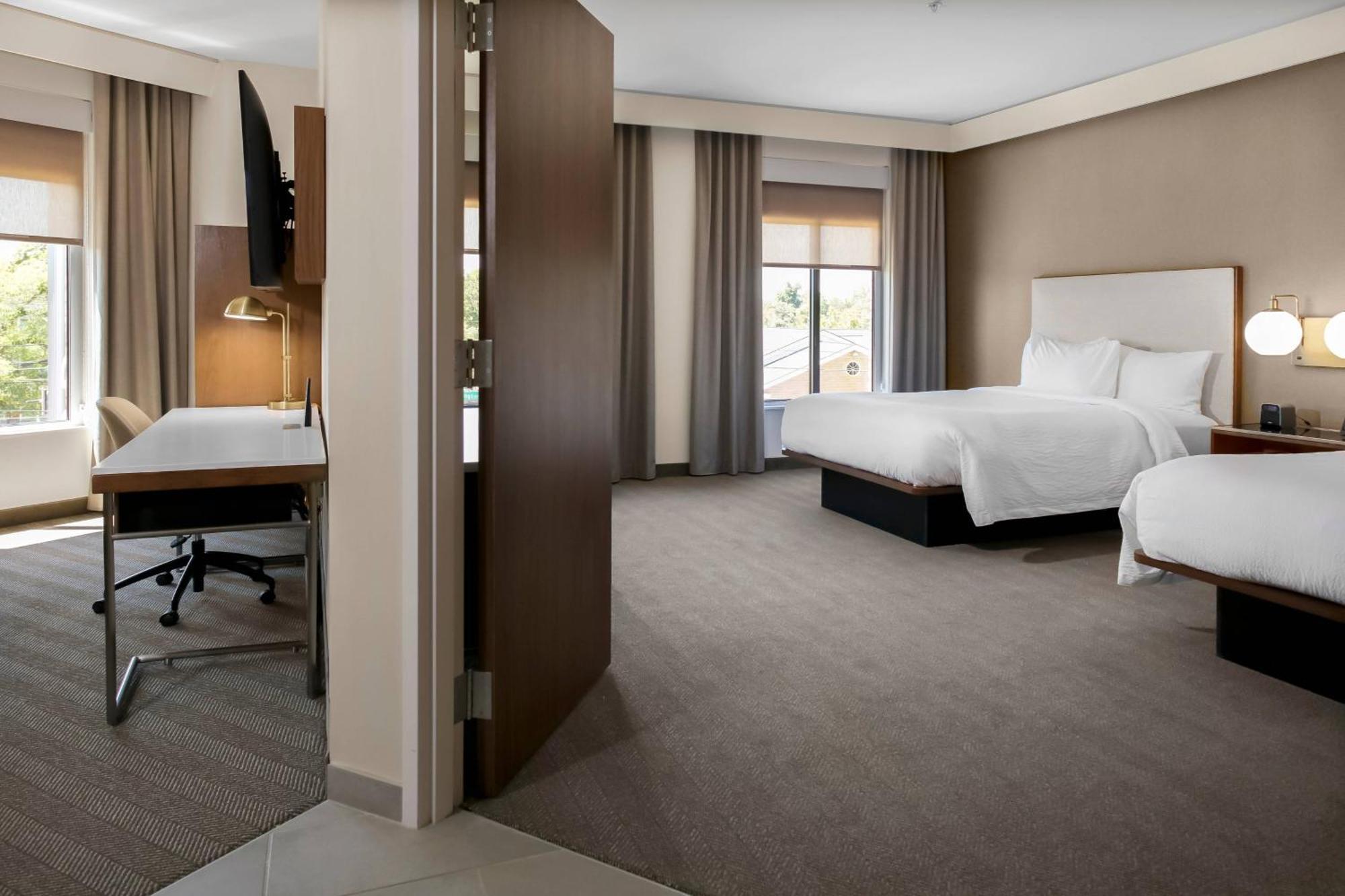 Courtyard By Marriott Thomasville Downtown Buitenkant foto