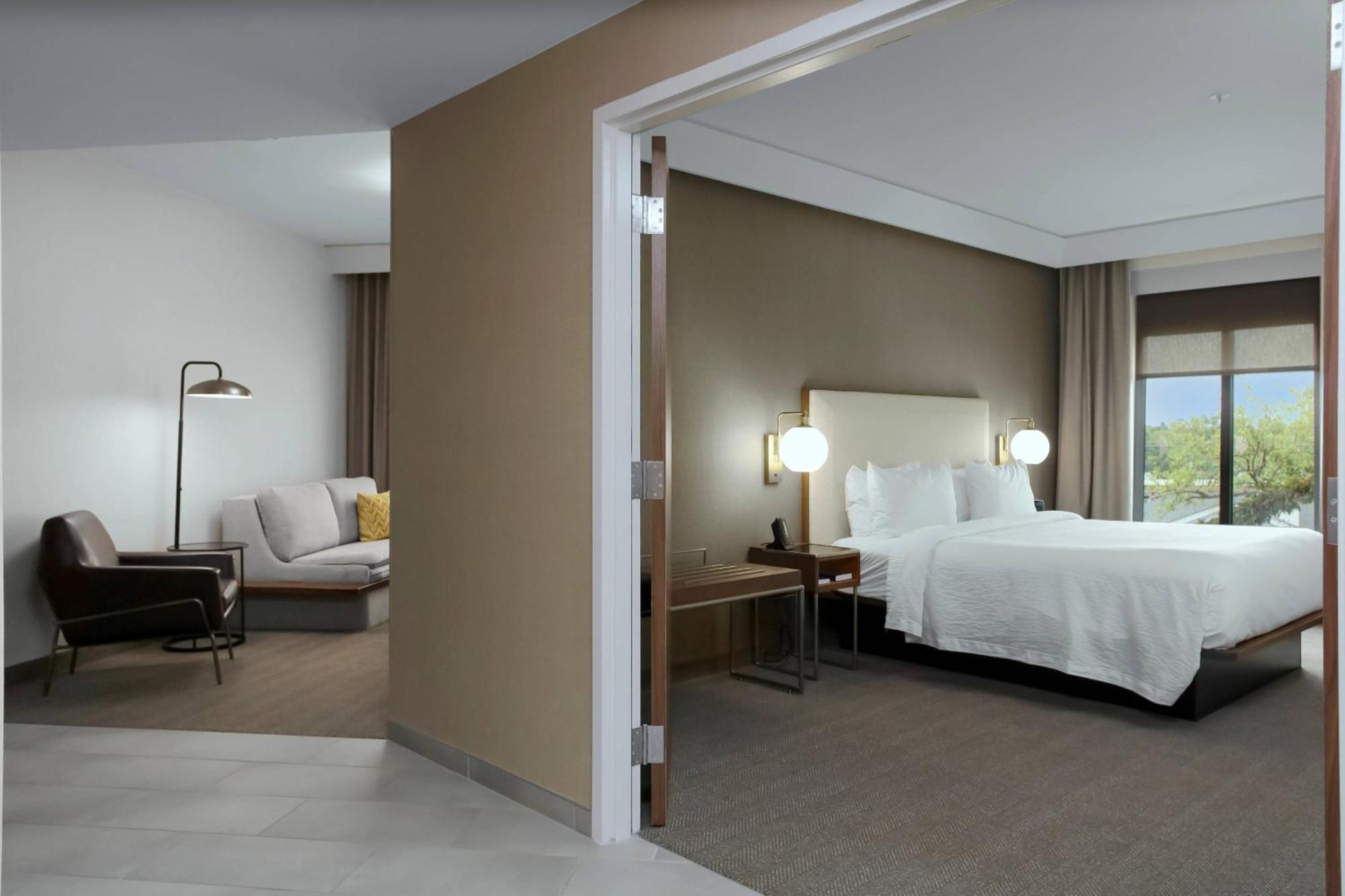 Courtyard By Marriott Thomasville Downtown Buitenkant foto
