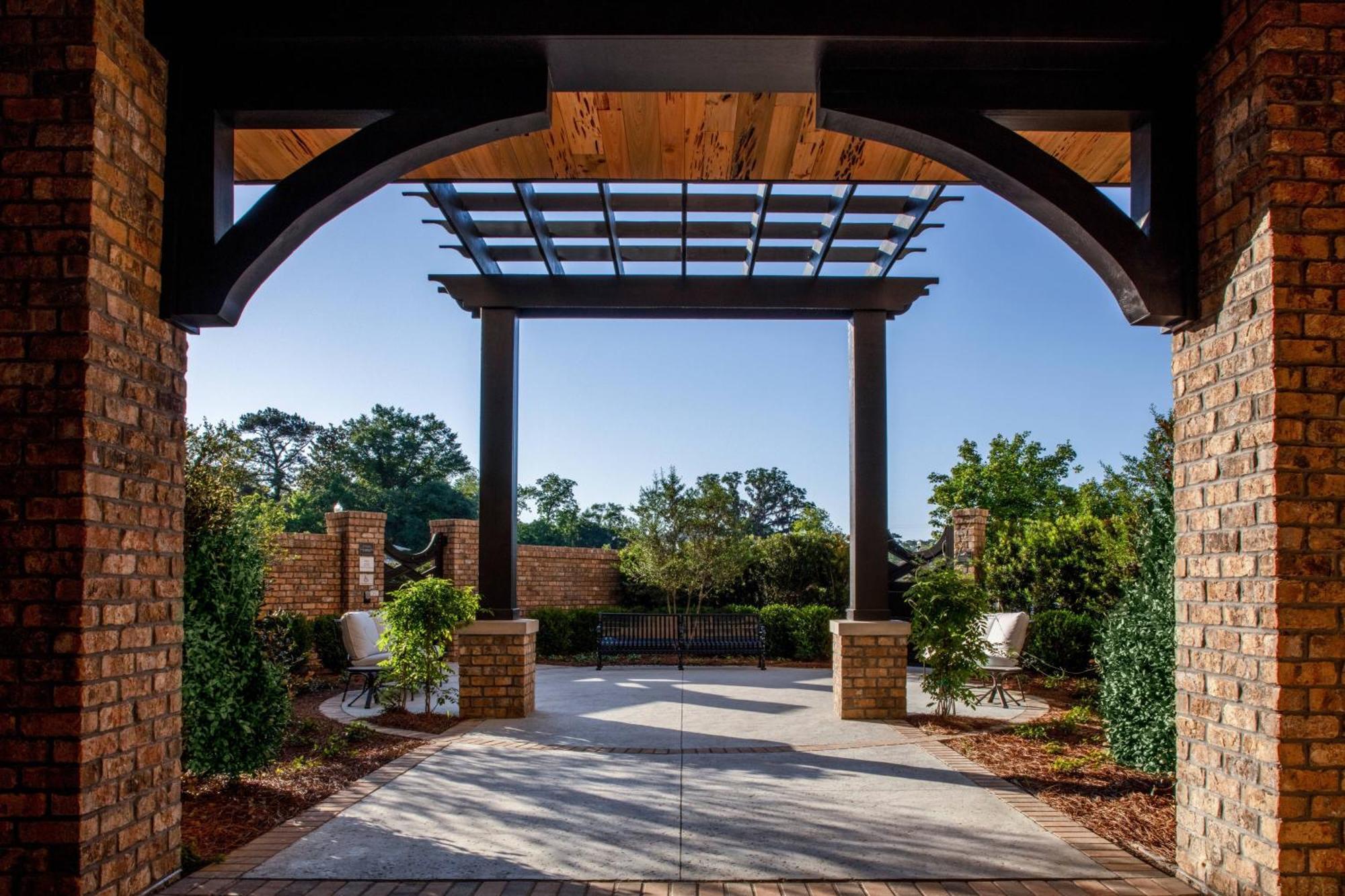 Courtyard By Marriott Thomasville Downtown Buitenkant foto