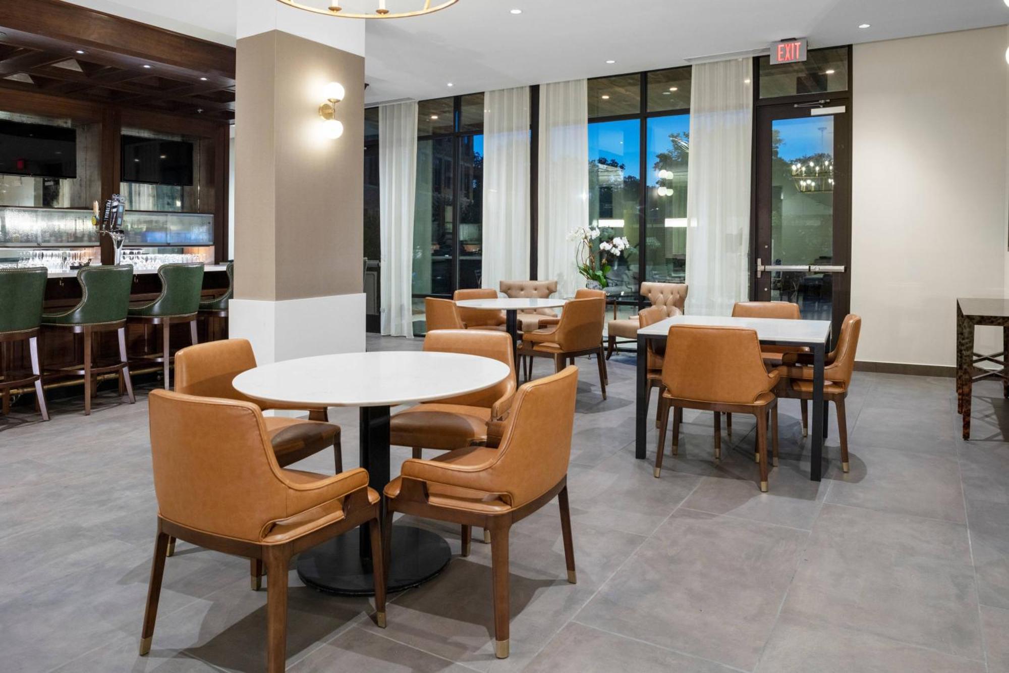 Courtyard By Marriott Thomasville Downtown Buitenkant foto